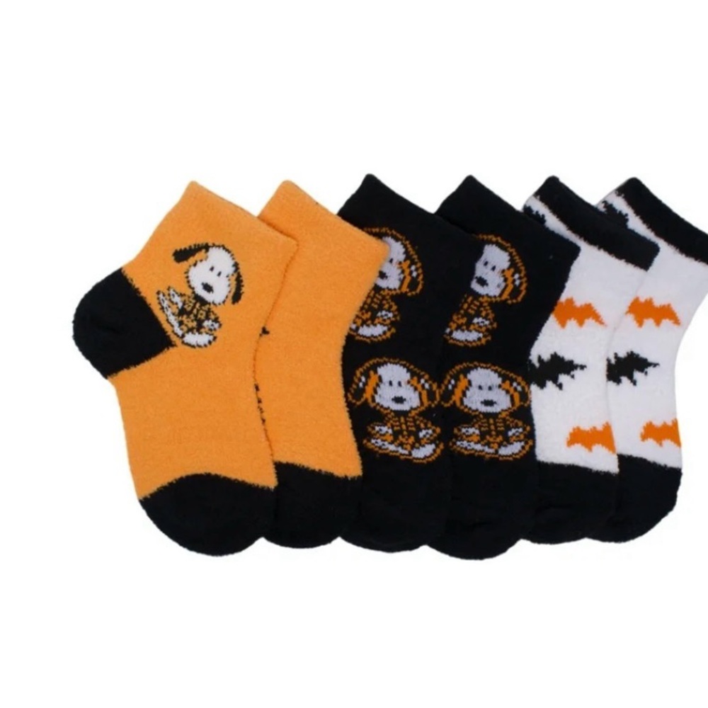 🔴3/$12 - Snoopy Halloween Themed Socks Set! Size 2T-3T‎